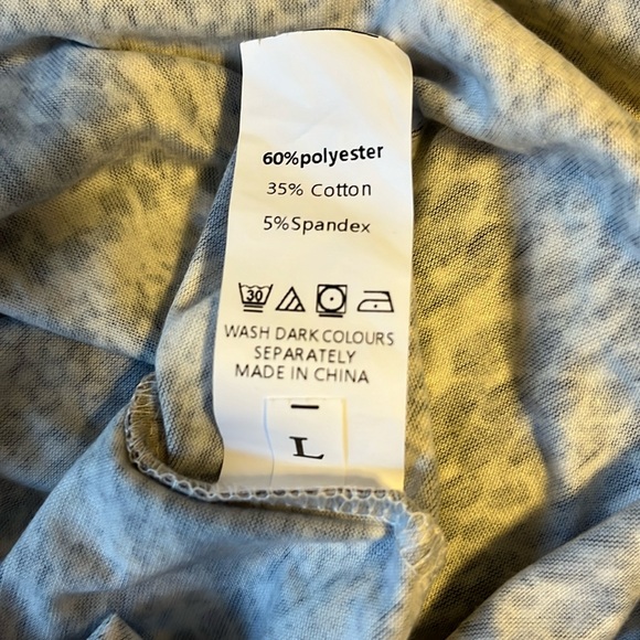 Skirt length skirt 39” waist 28 size large/medium - Picture 5 of 6